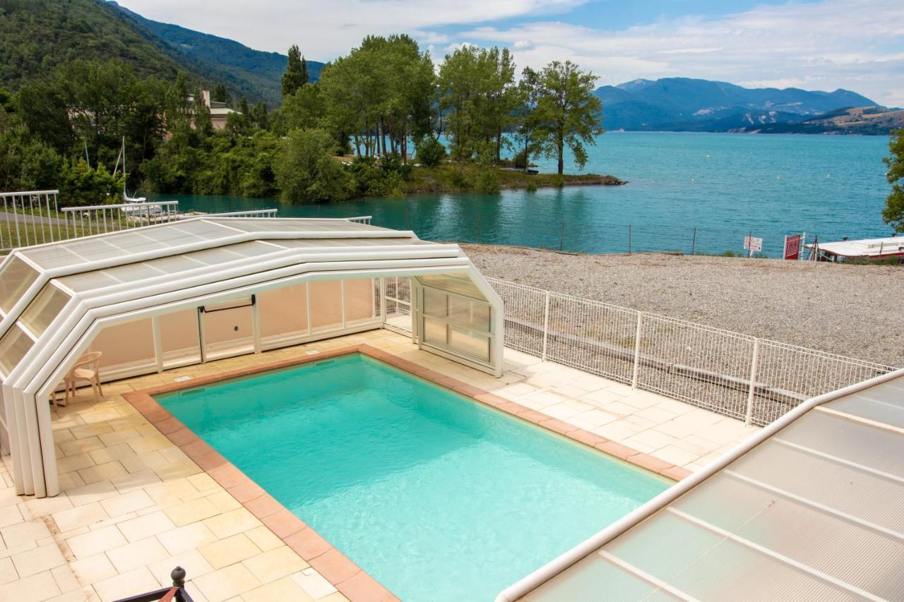 Hotel Les Flots Bleus Савин Екстериор снимка