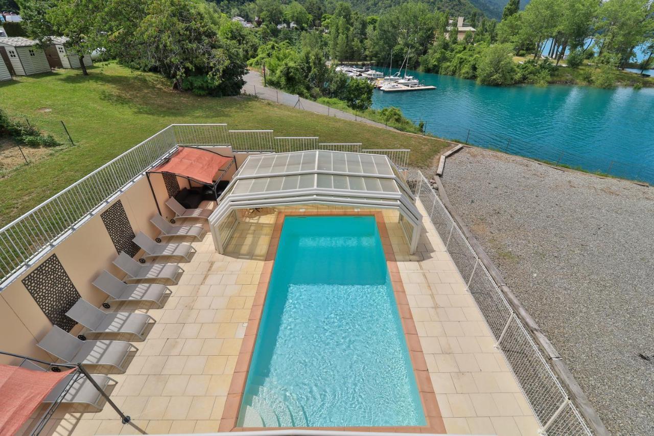 Hotel Les Flots Bleus Савин Екстериор снимка